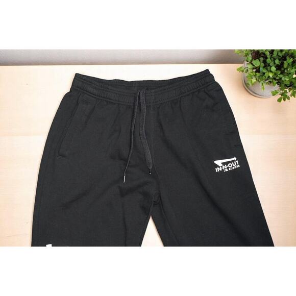 In-N-Out Burger Joggers & Red Cap Bundle – Size L Pants & M/L Hat – Logo - Picture 8 of 10